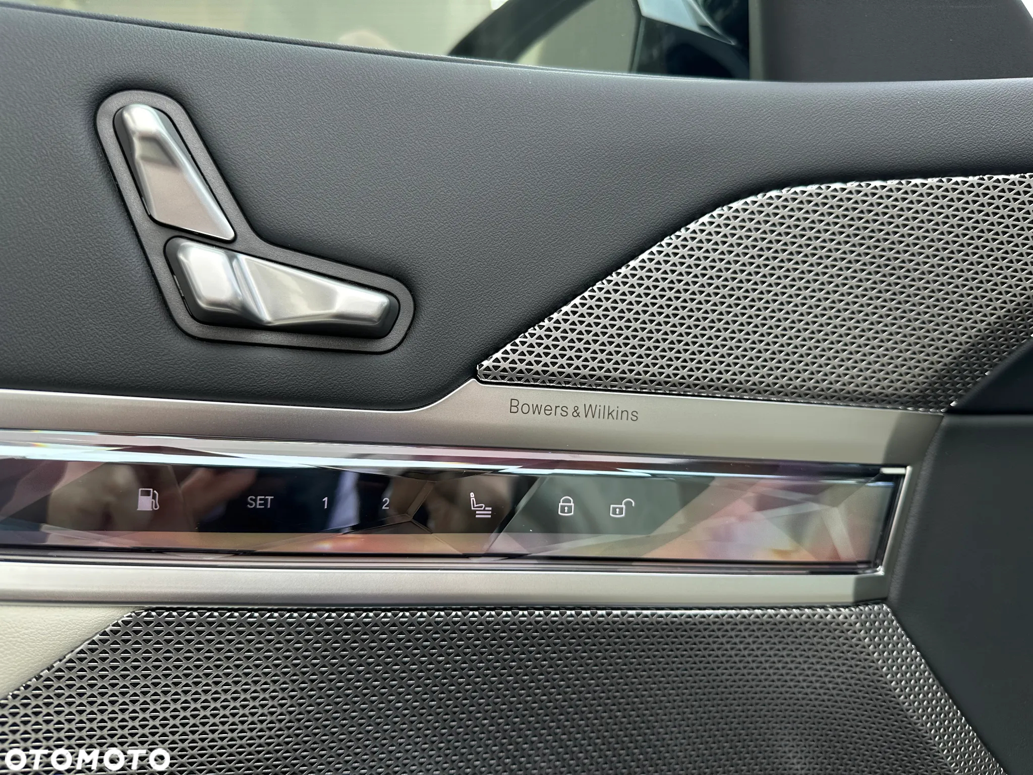 BMW Seria 7 M760e PHEV xDrive sport - 11