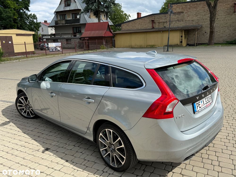 Volvo V60 D4 Momentum - 7