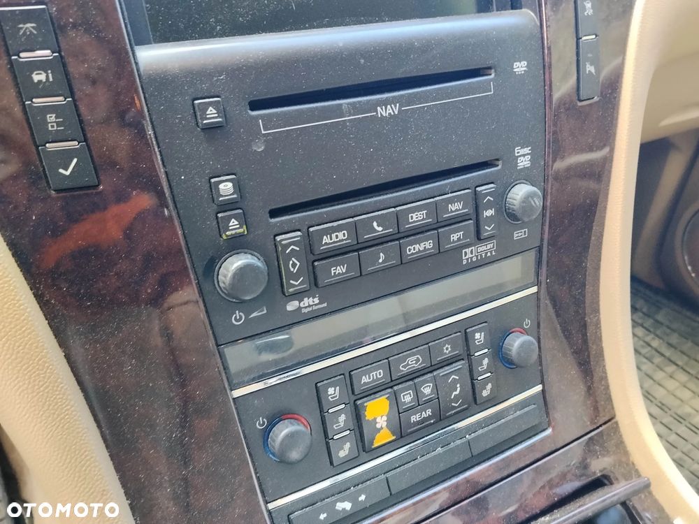 Cadillac Escalade - 10