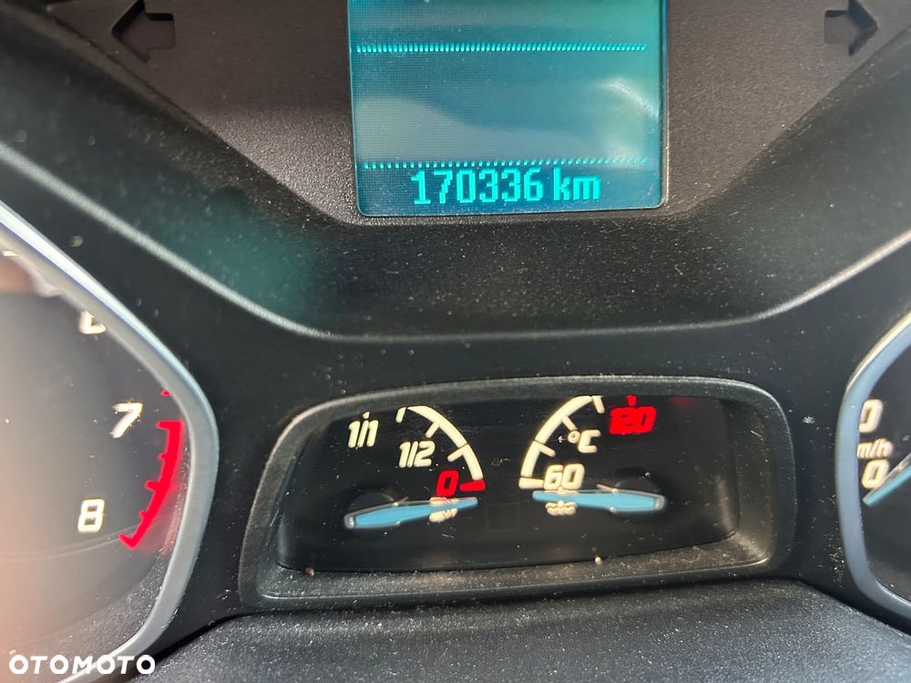 Ford Kuga - 21