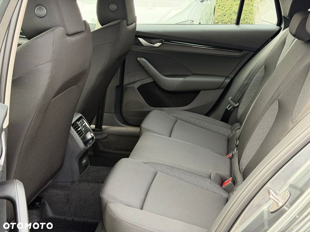 Skoda Octavia 1.5 TSI mHEV Essence DSG - 18