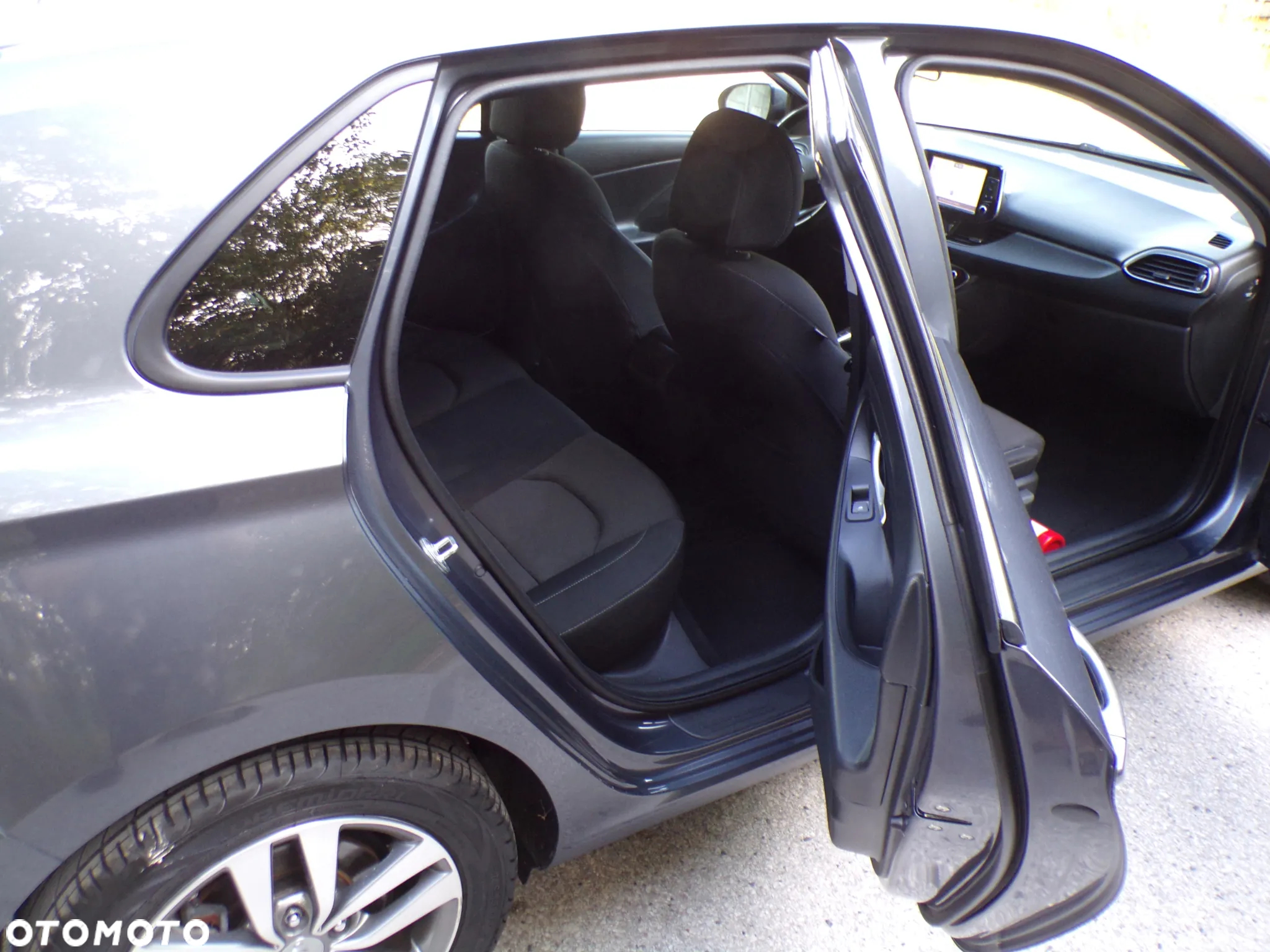 Hyundai i30 1.6 CRDi Comfort - 27