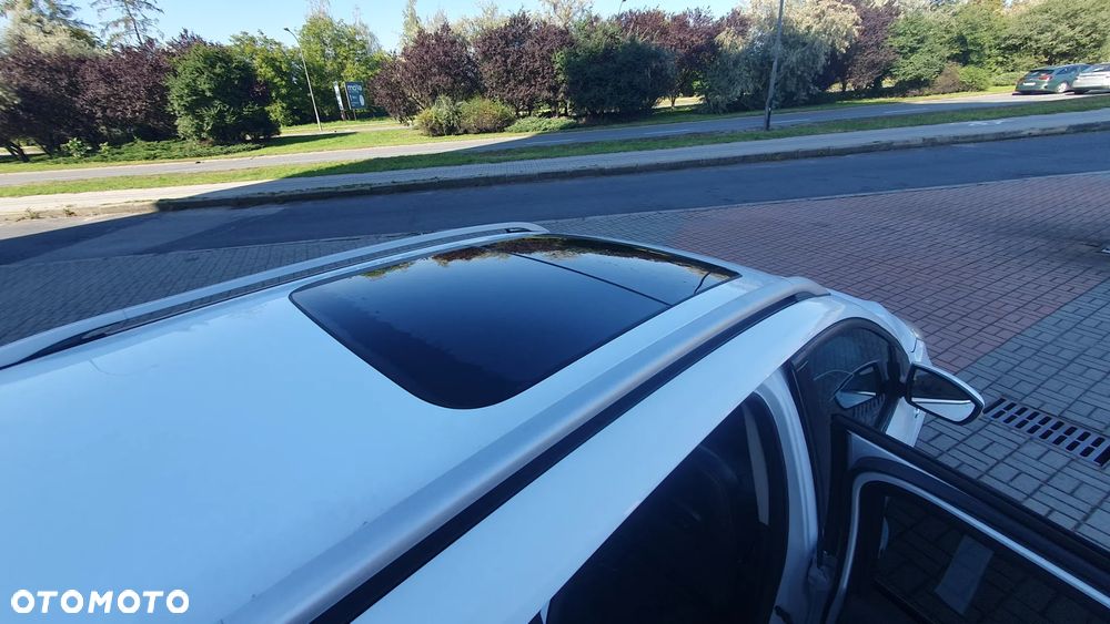 Ford Kuga - 8