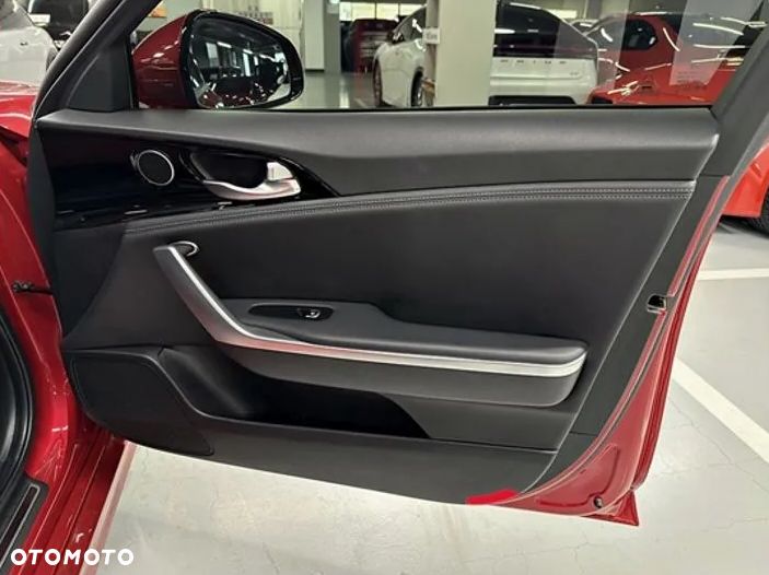 Kia Stinger 2.0 T-GDI GT Line - 21