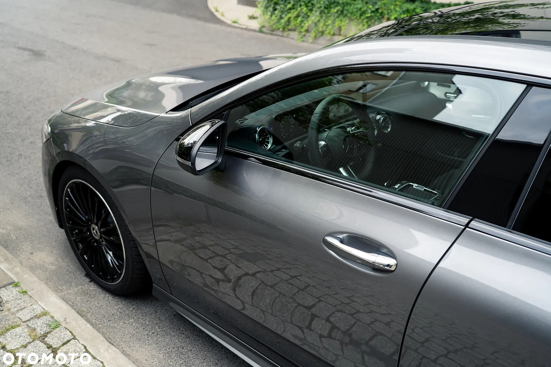 Mercedes-Benz CLA 220 mHEV 4-Matic AMG Line 8G-DCT - 4