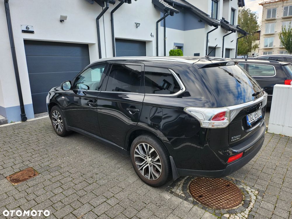 Mitsubishi Outlander 2.0 Intense 2WD - 7