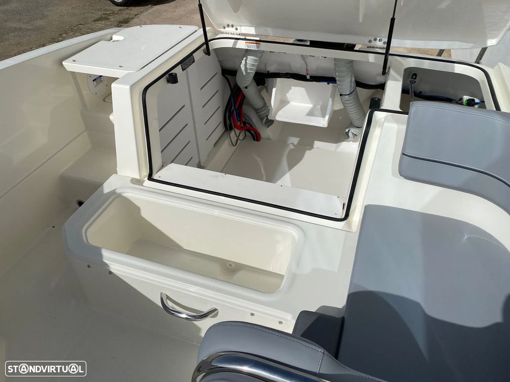 Bayliner VR6 OB - 29