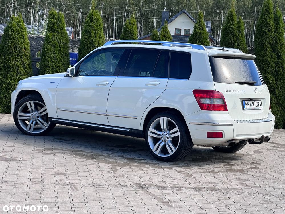 Mercedes-Benz GLK 220 CDI DPF 4Matic BlueEFFICIENCY 7G-TRONIC SPORT EDITION - 12