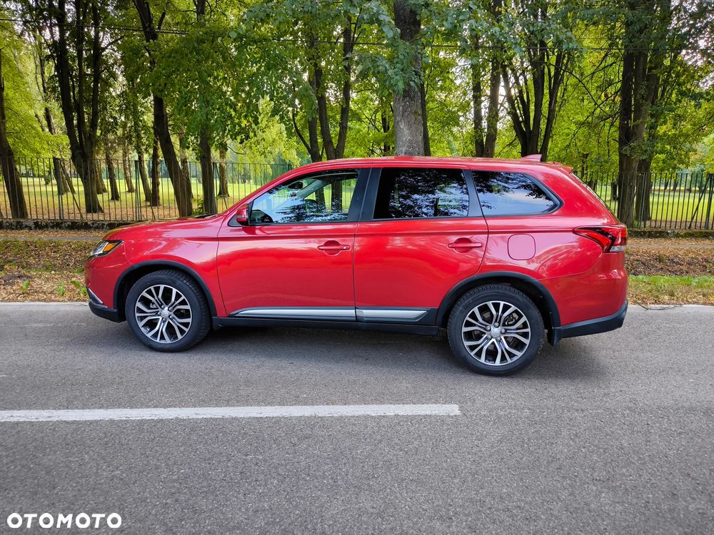 Mitsubishi Outlander - 8