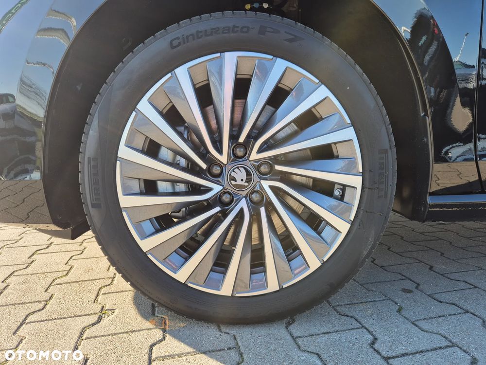 Skoda Superb 2.0 TDI SCR 4x4 L&K DSG - 10
