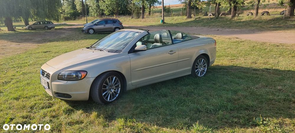 Volvo C70 2.4D5 Momentum - 5