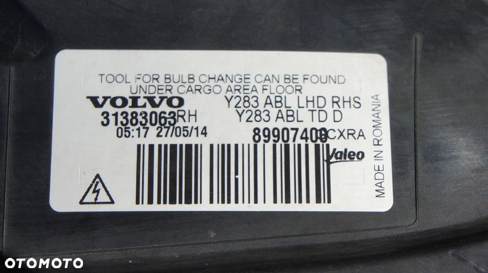 PRZEDNIA PRAWA LAMPA VOLVO V60 S60 XENON - 9