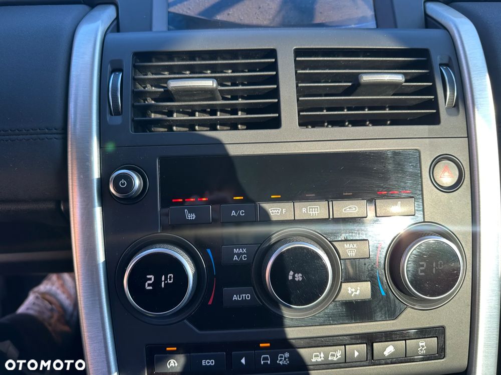 Land Rover Discovery Sport - 21