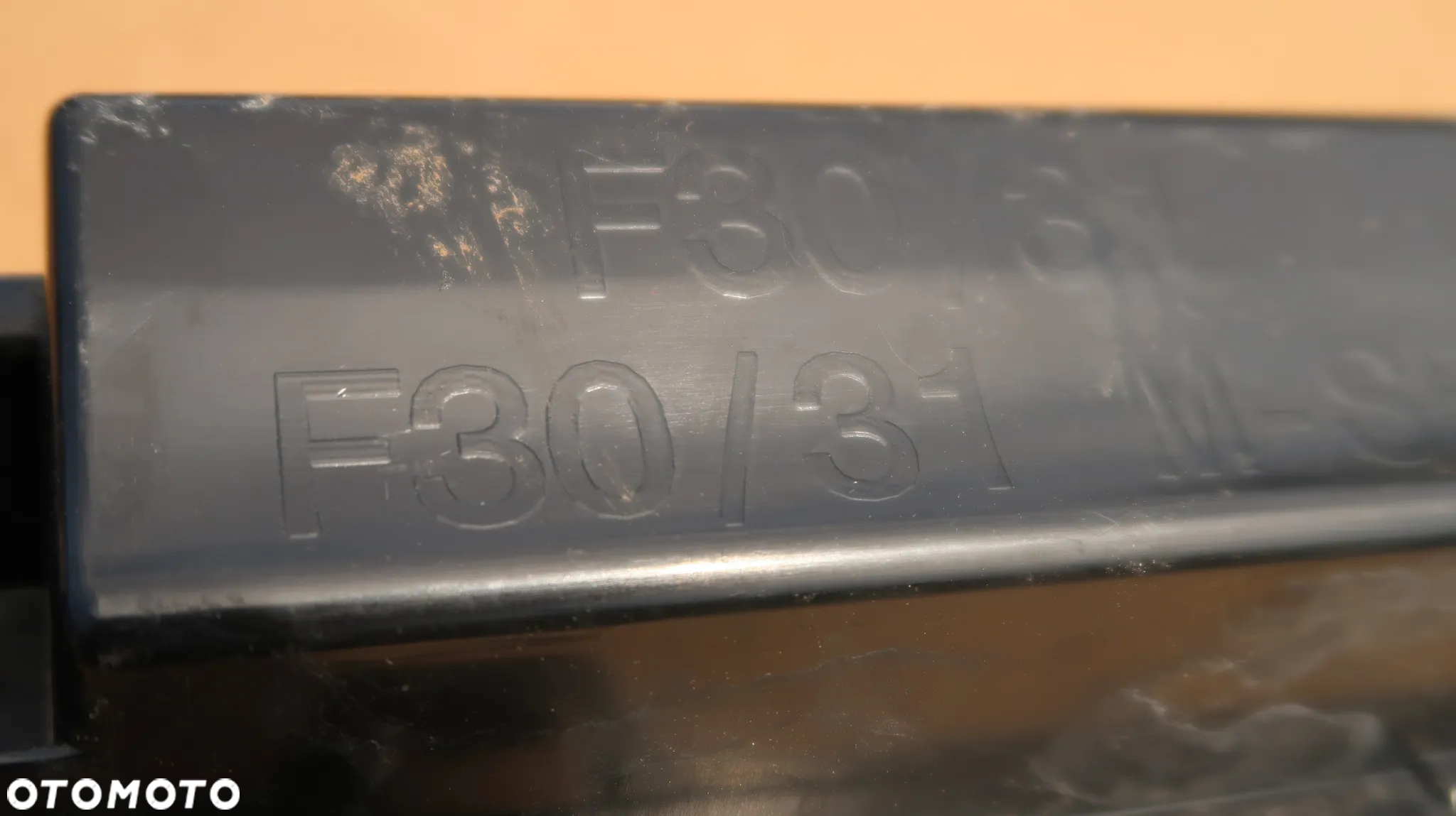 LISTWA PROGOWA LEWA BMW f80 - 15