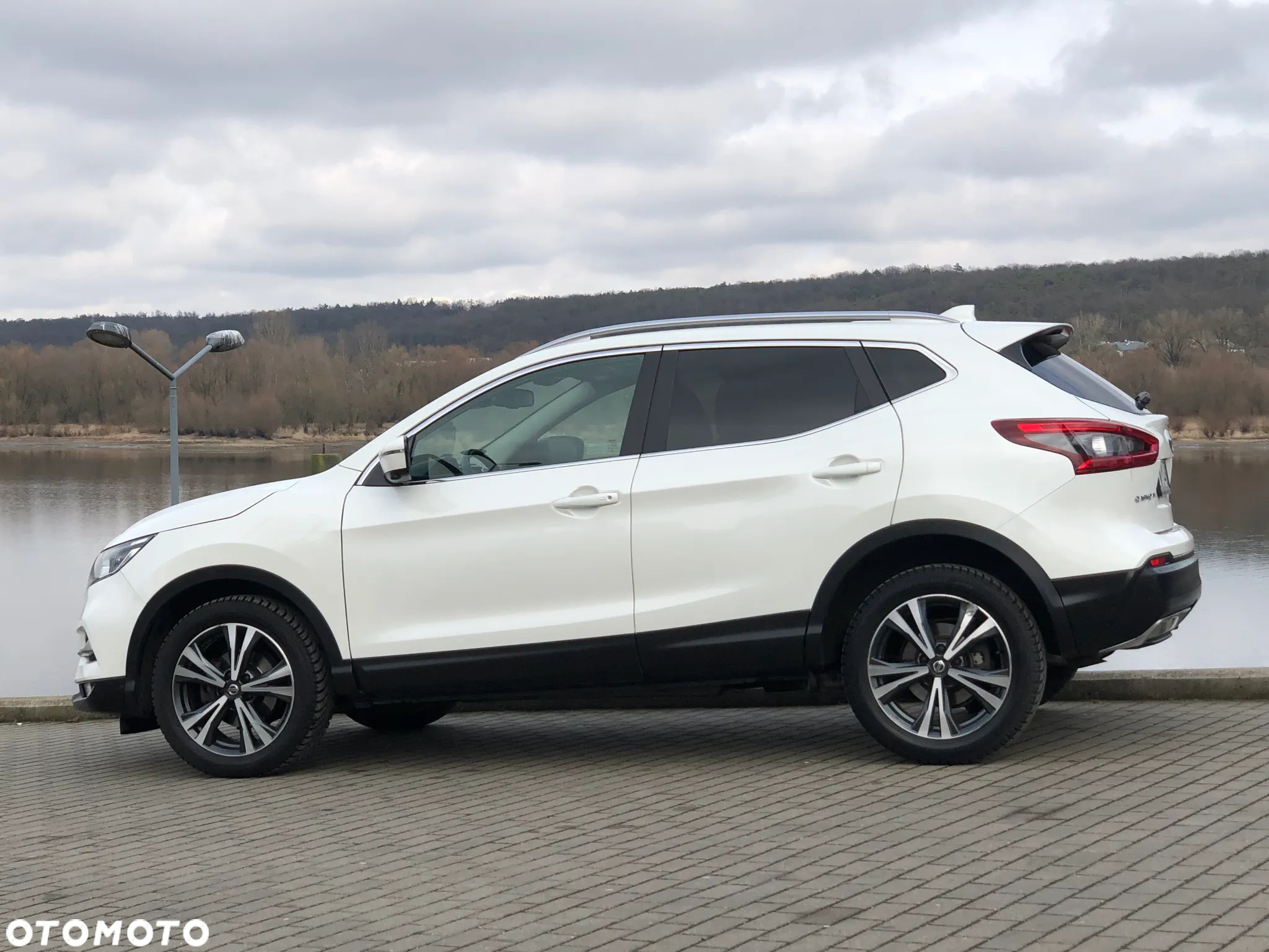 Nissan Qashqai - 11