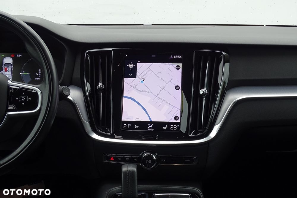 Volvo V60 T6 AWD Recharge Geartronic RDesign Expression - 33