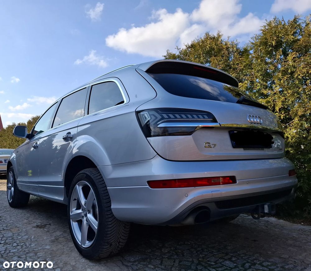 Audi Q7 - 11