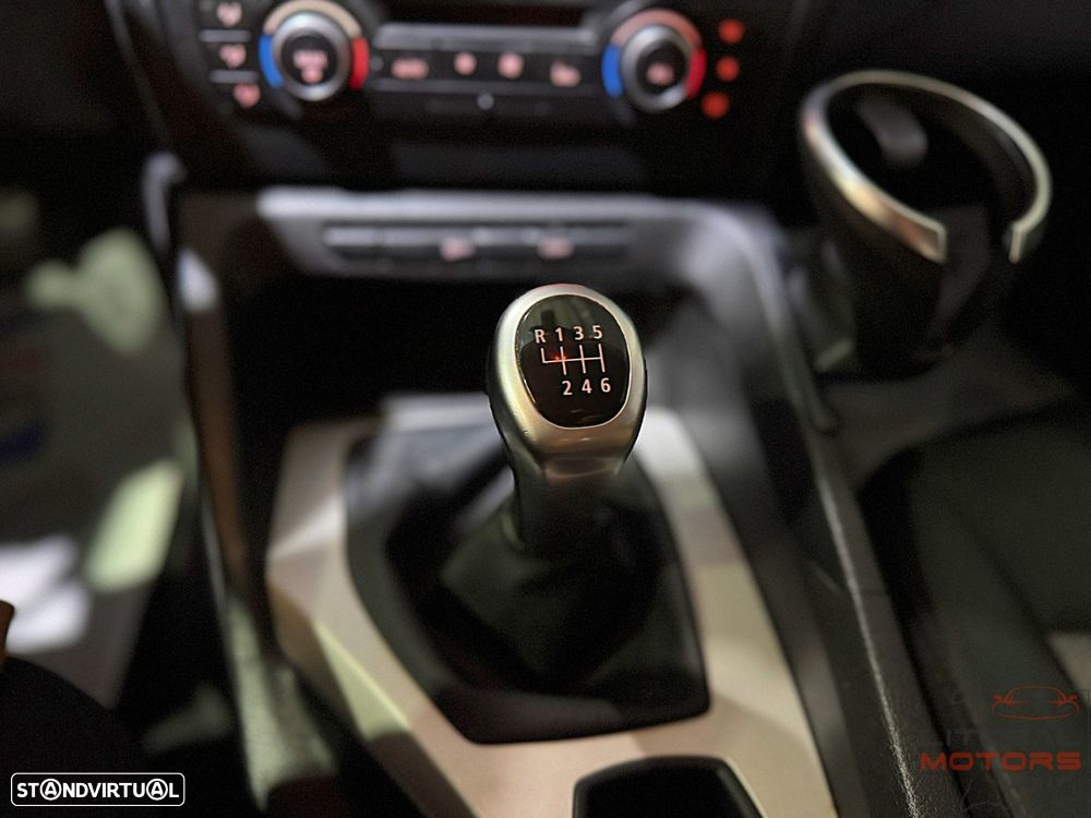 BMW X1 18 d sDrive Line Sport - 25