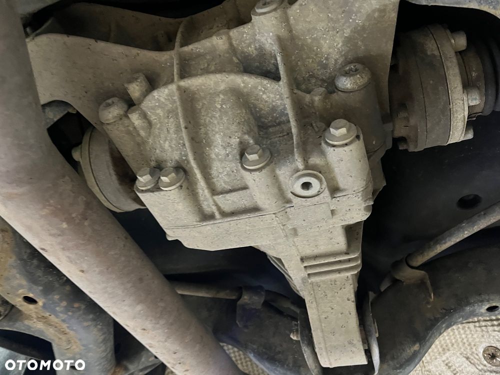 Volkswagen Touareg 3.0 V6 TDI DPF Automatik Individual - 9