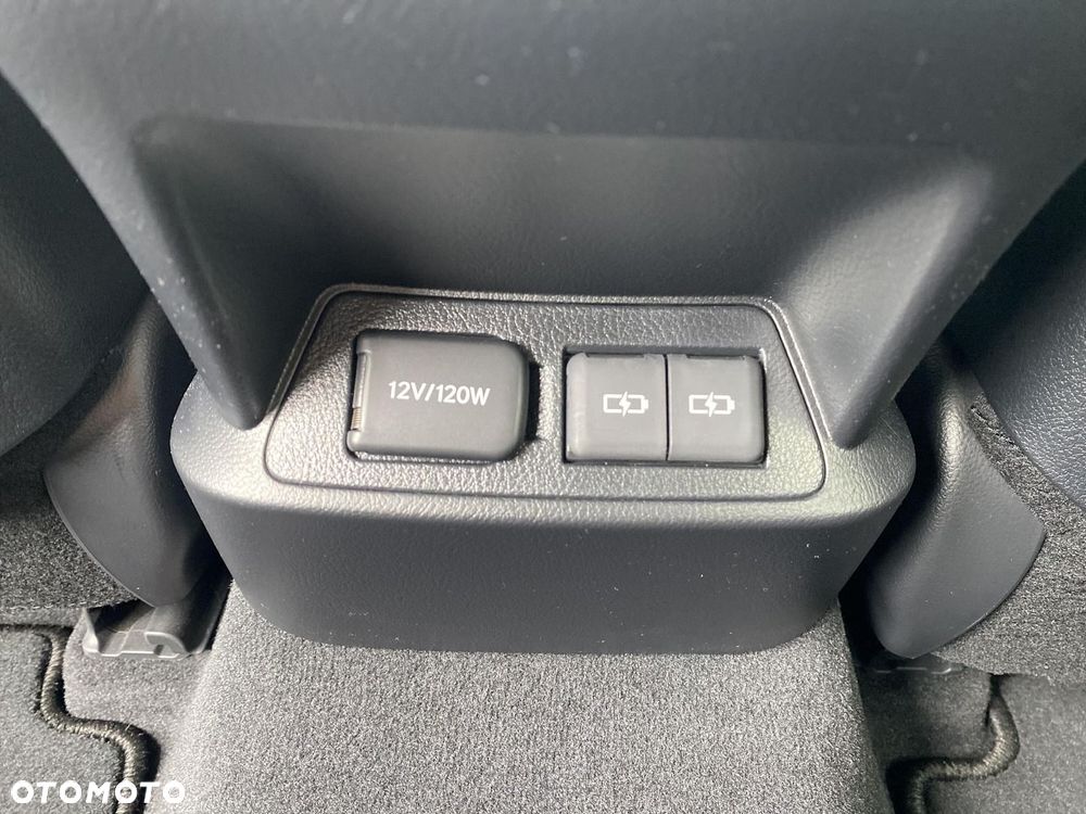 Lexus ES 300h F Sport Design - 20