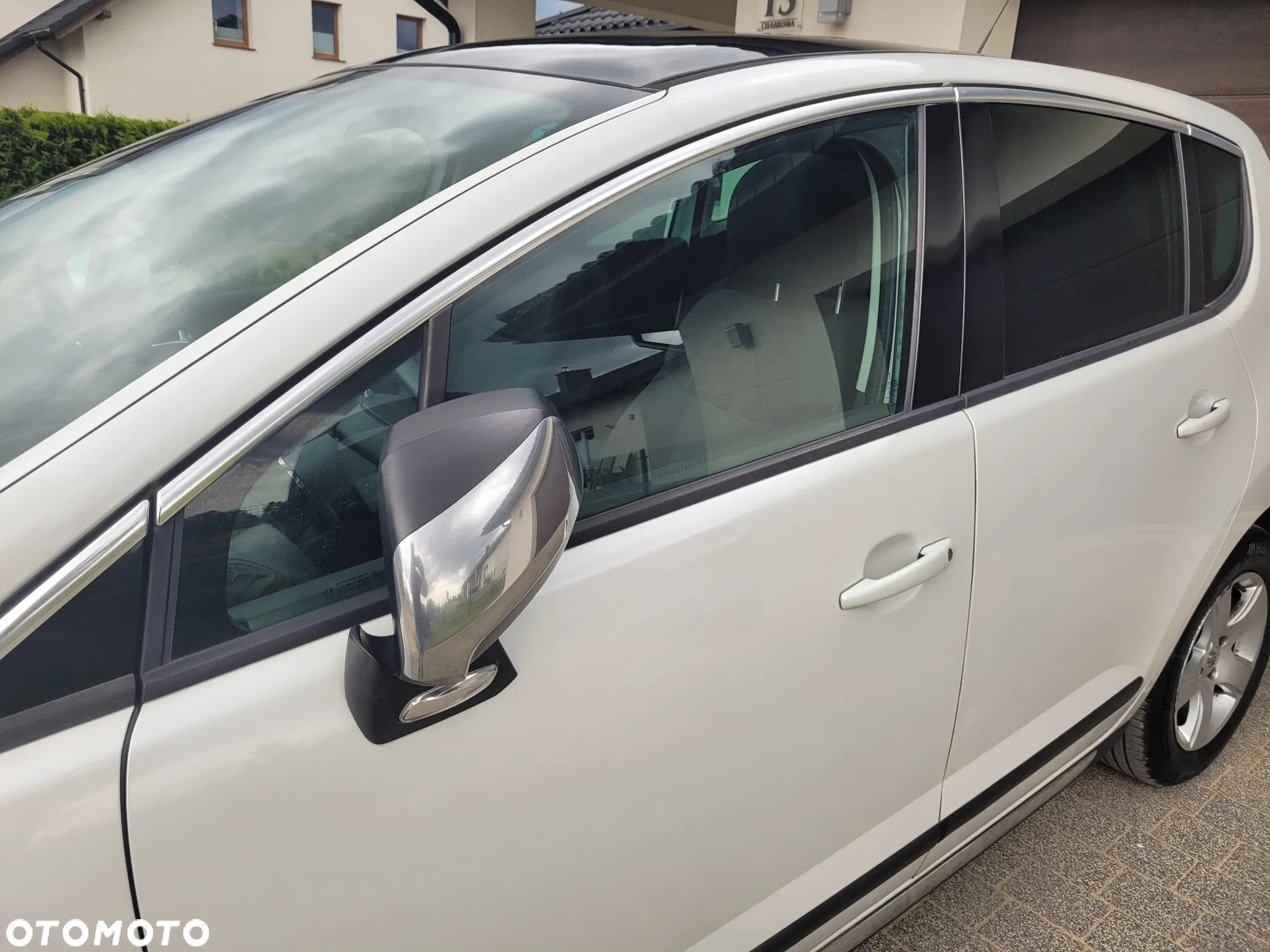 Peugeot 3008 1.6 Allure - 10