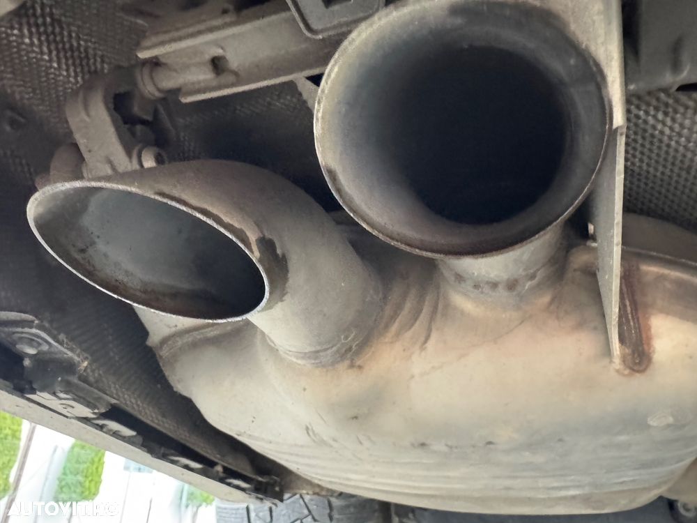 Mercedes-Benz E 220 d Aut. - 14