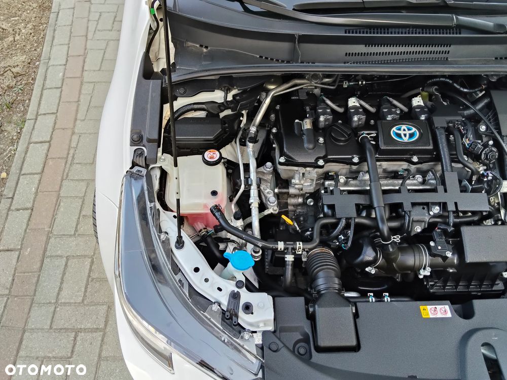 Toyota Corolla 1.8 Business Edition - 23