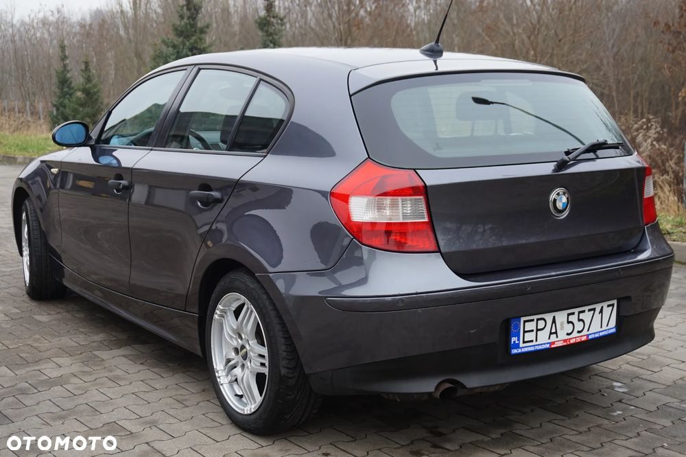 BMW Seria 1 116i - 10