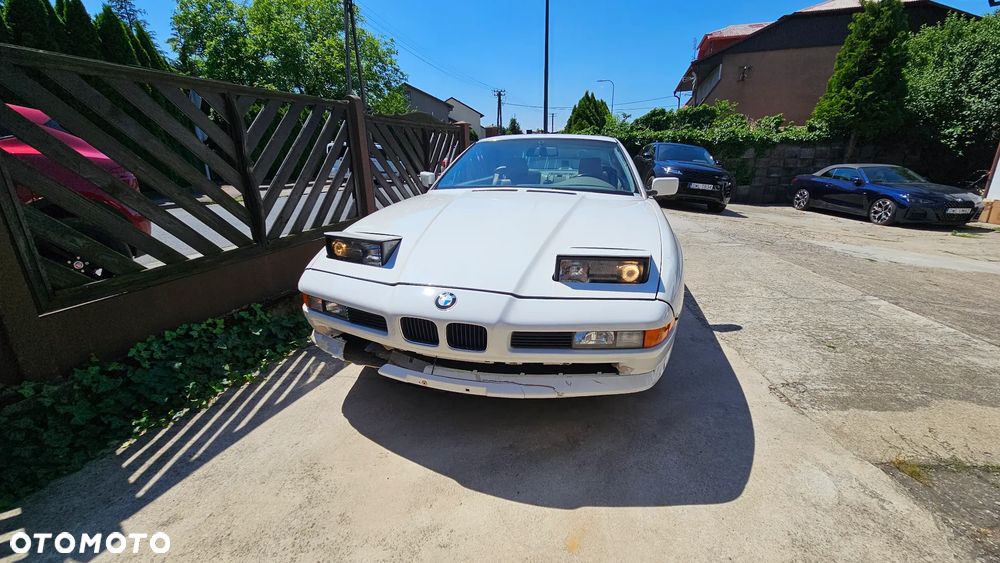 BMW Seria 8 - 22