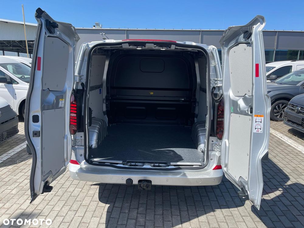 Volkswagen Transporter - 12