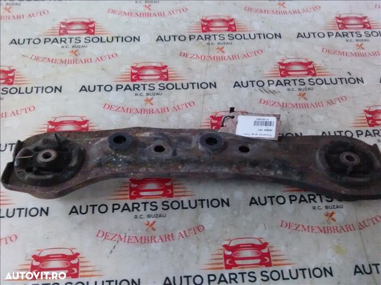 traversa grup fata honda crv - 1