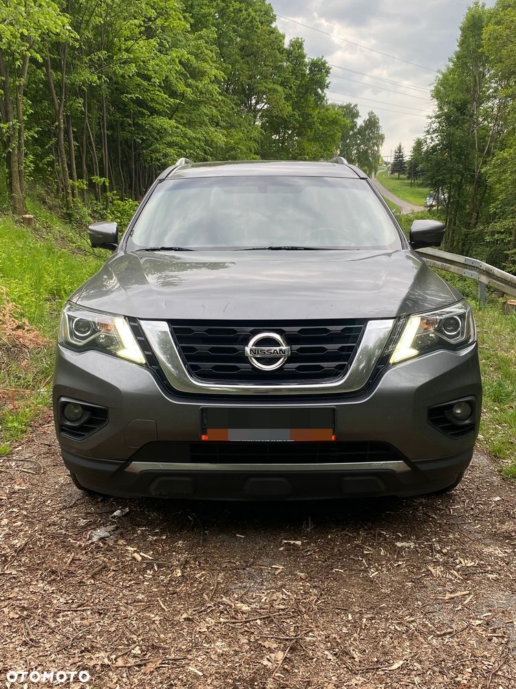 Nissan Pathfinder - 9