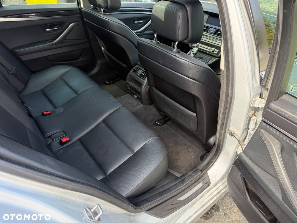 BMW Seria 5 520d - 16