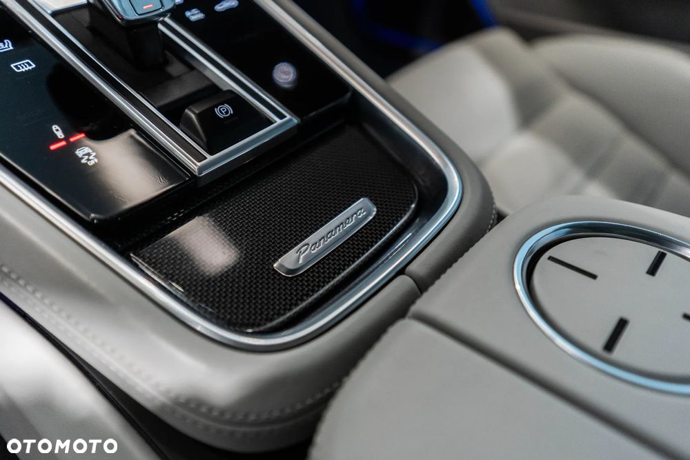 Porsche Panamera Turbo - 30