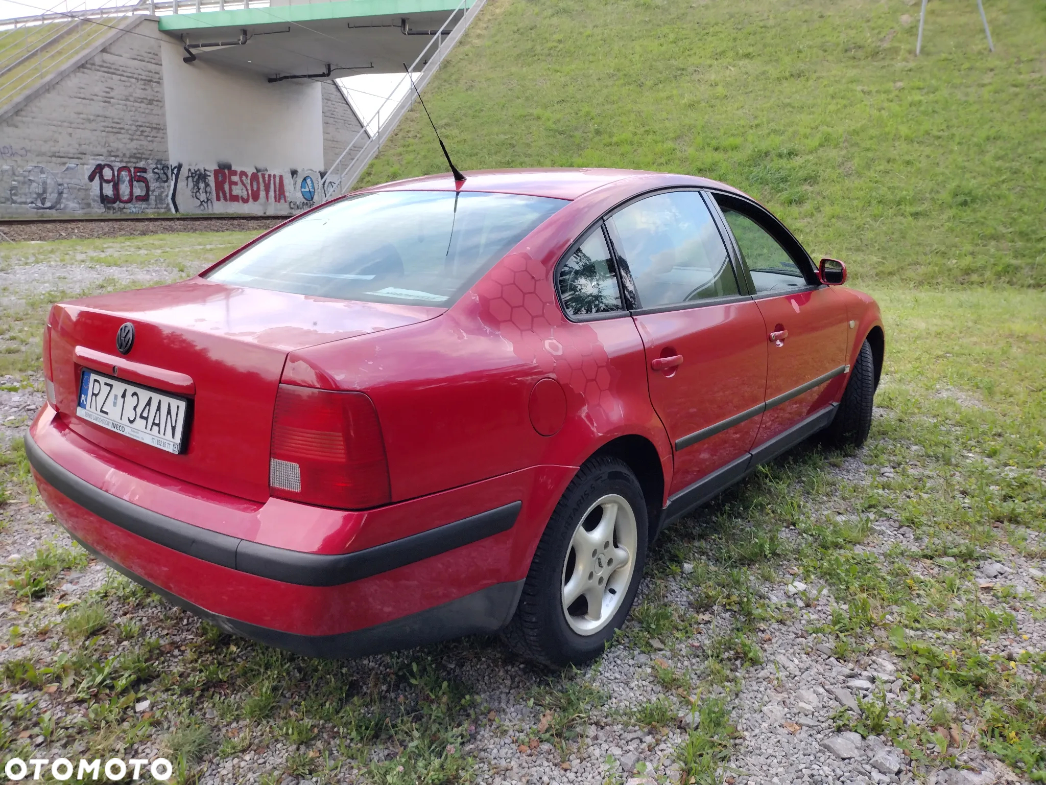 Volkswagen Passat 1.9 TDI - 17