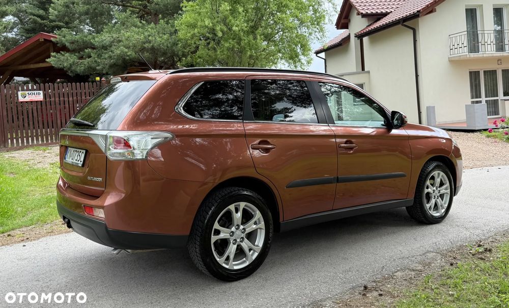 Mitsubishi Outlander 2.0 Intense + - 7