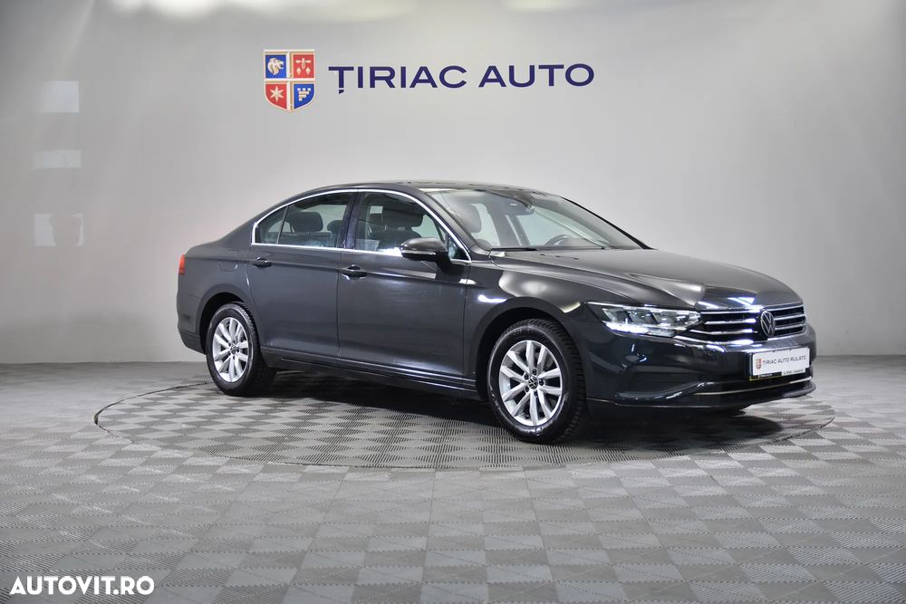 Volkswagen Passat - 8