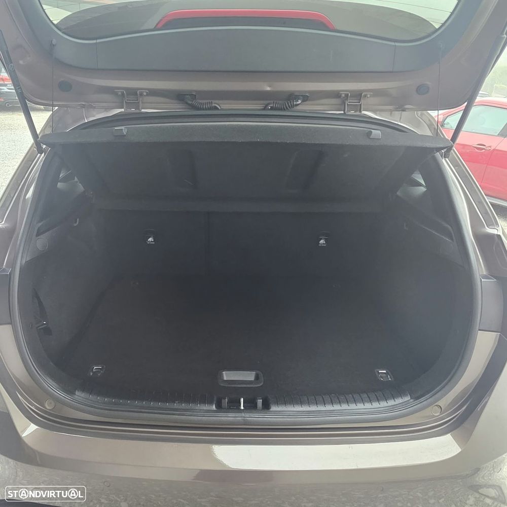 Kia Ceed 1.0 T-GDI GT Line - 36