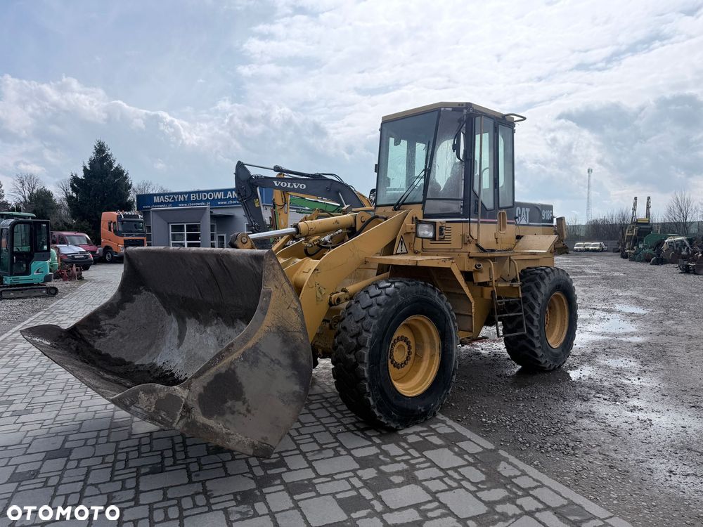 Caterpillar 918F - 2