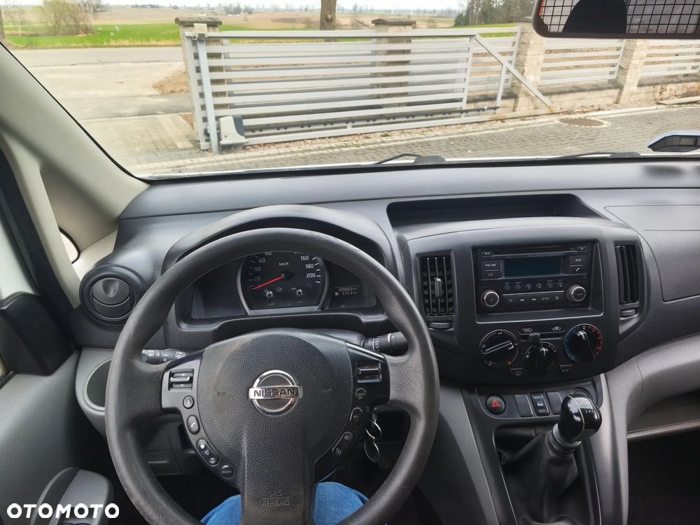 Nissan NV200 Combi - 6