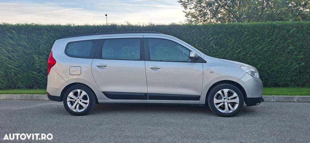 Dacia Lodgy TCe 115 Celebration - 13