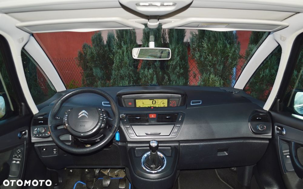 Citroën C4 Grand Picasso - 26