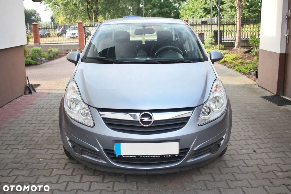 Opel Corsa - 1
