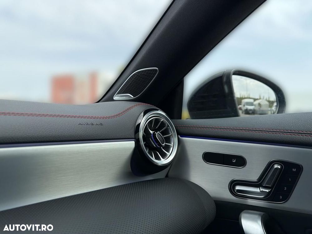 Mercedes-Benz CLA 250 MHEV 4MATIC Coupe - 18