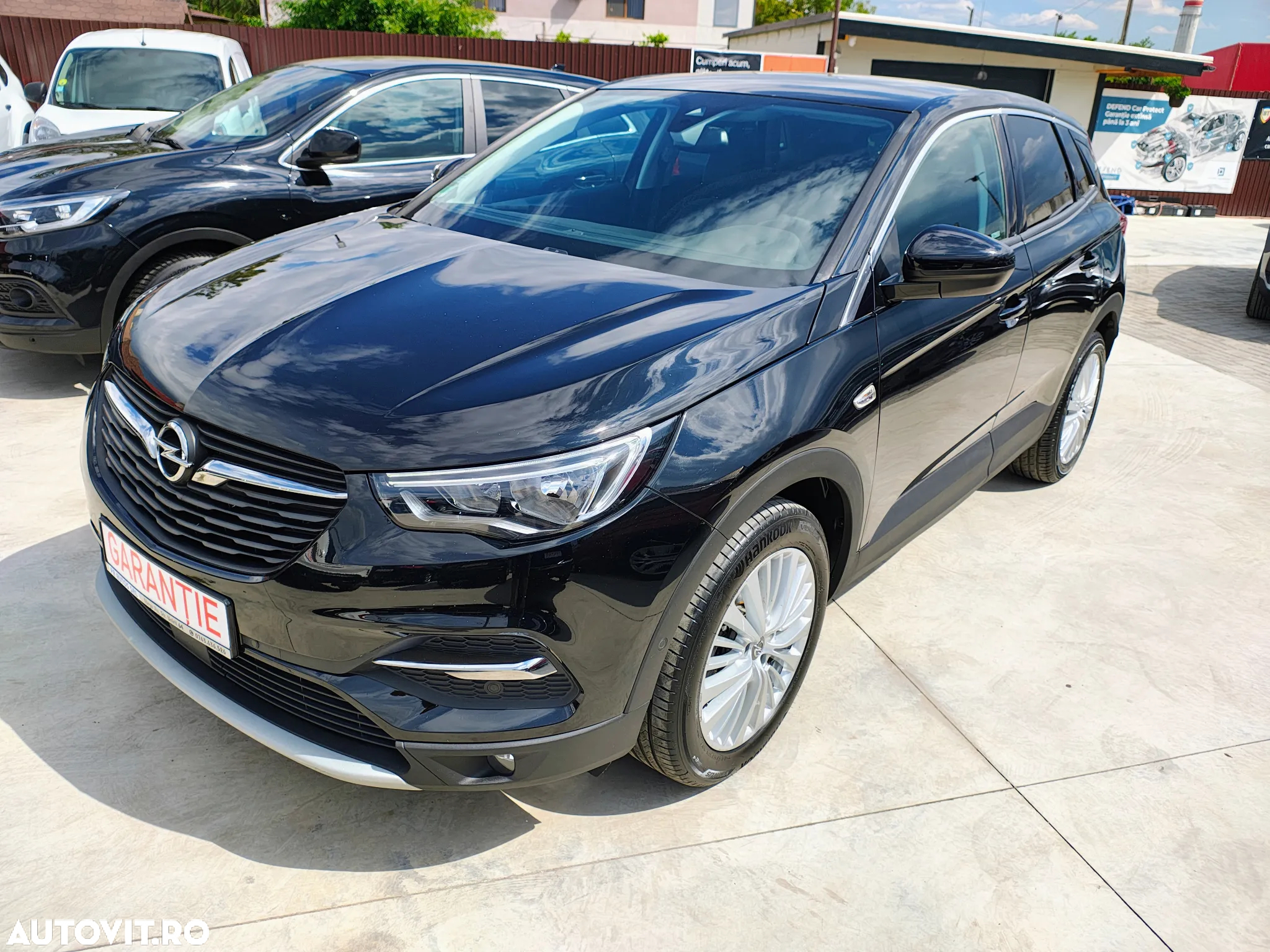 Opel Grandland X 1.2 Start/Stop Business Edition - 19