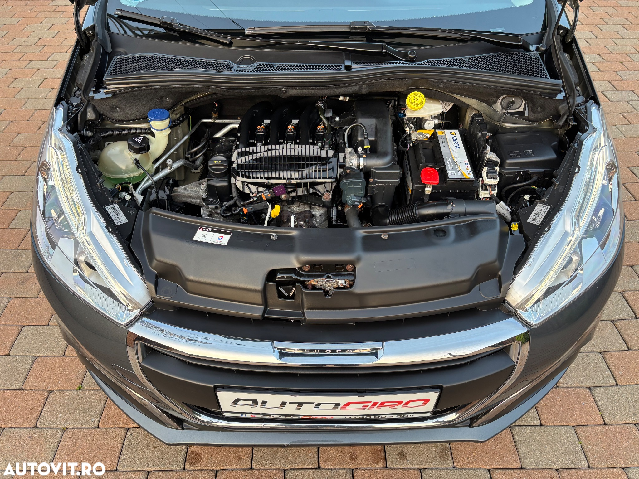 Peugeot 208 1.2 L PureTech Allure - 15
