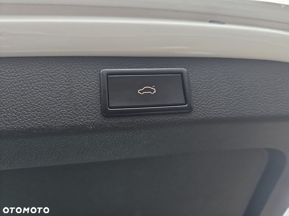 Skoda Superb 2.0 TSI Ambition DSG - 22