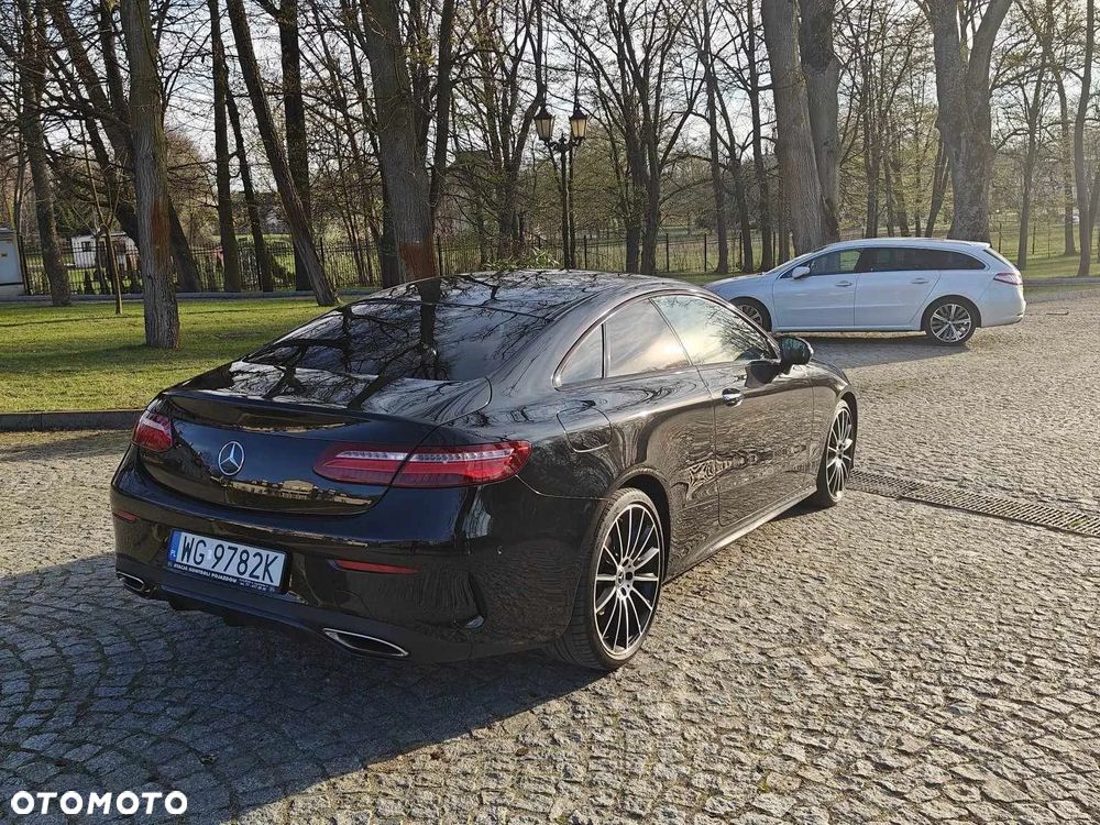 Mercedes-Benz Klasa E 200 4-Matic 9G-TRONIC - 20