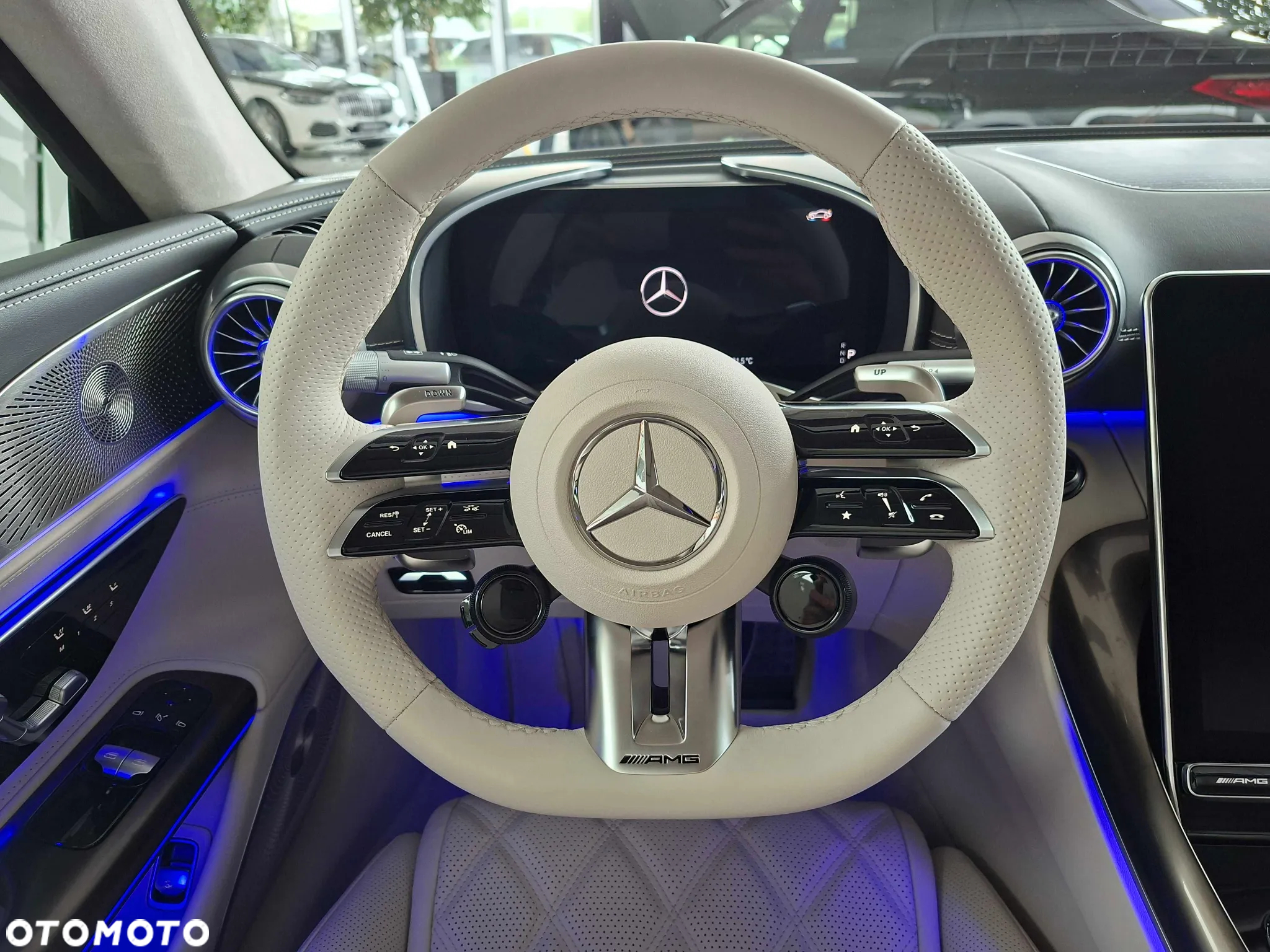 Mercedes-Benz AMG GT 63 4Matic+ - 6