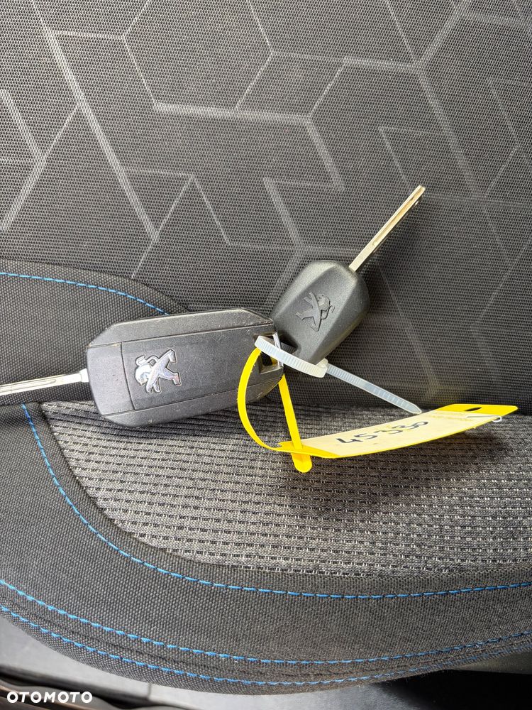Peugeot 2008 PureTech 82 Style - 13